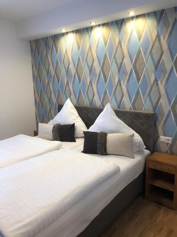 Hotel Bb Huetter 4*